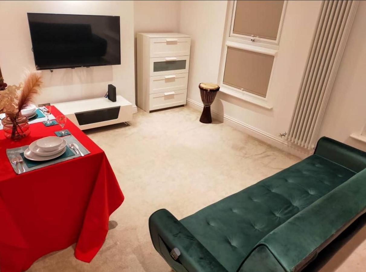 Fully-Equipped Flat In The City Of Londra Exterior foto